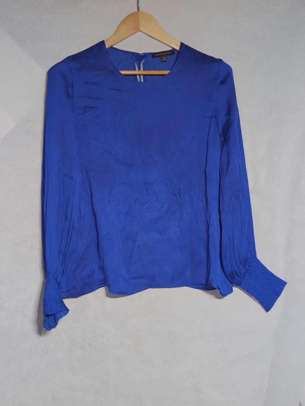 Banana Republic Sz L P Cobalt Blue Long-Sleeve Pleated-Sleeve Blouse